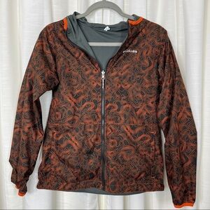 Columbia reversible outdoor jacket typography print